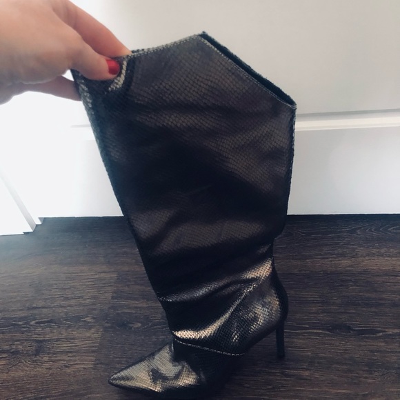 Metallic snakeskin Zara beauties! - Picture 3 of 7